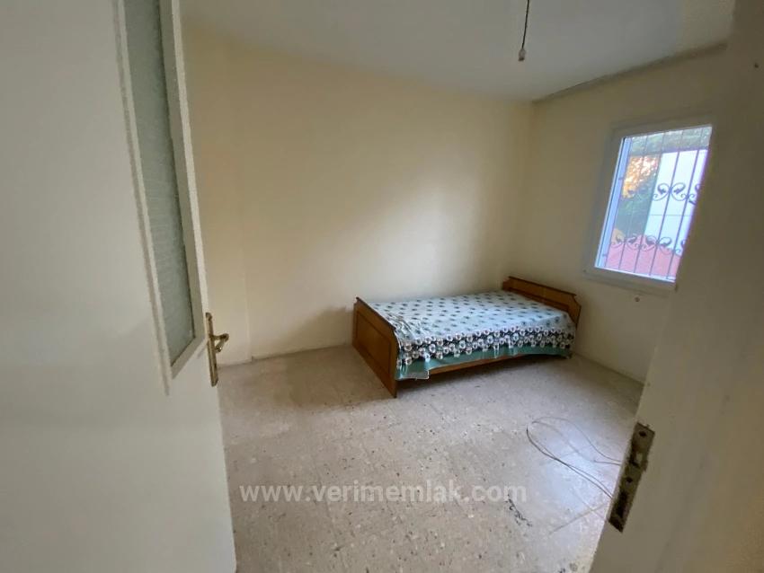 3+1 Closed Balcony Apartment For Rent By The Sea In Ürkmez