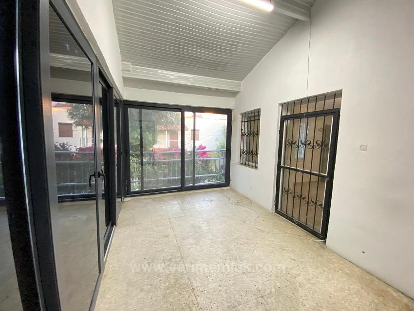 3+1 Closed Balcony Apartment For Rent By The Sea In Ürkmez