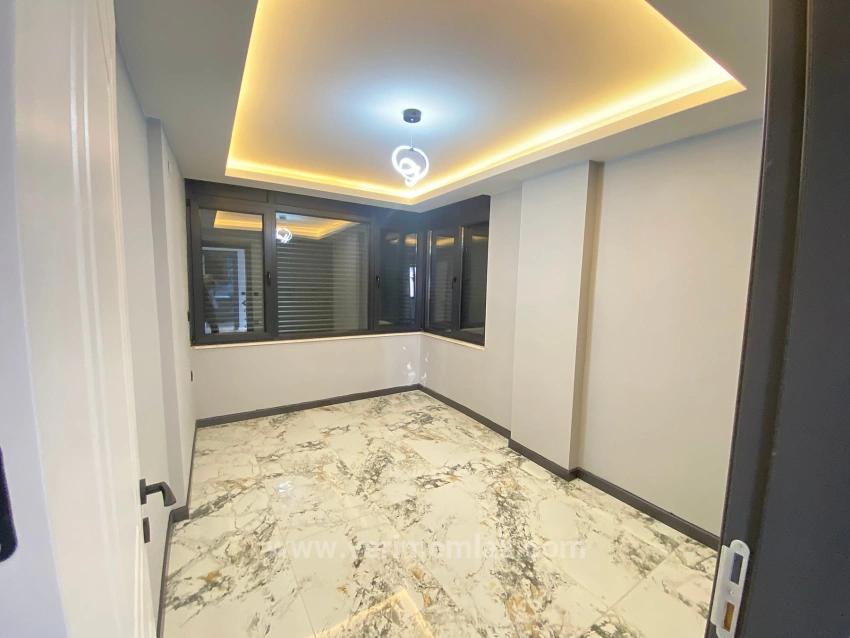 4+2 Detached Villa In Doğanbey With Sea View On A 280M2 Land!!