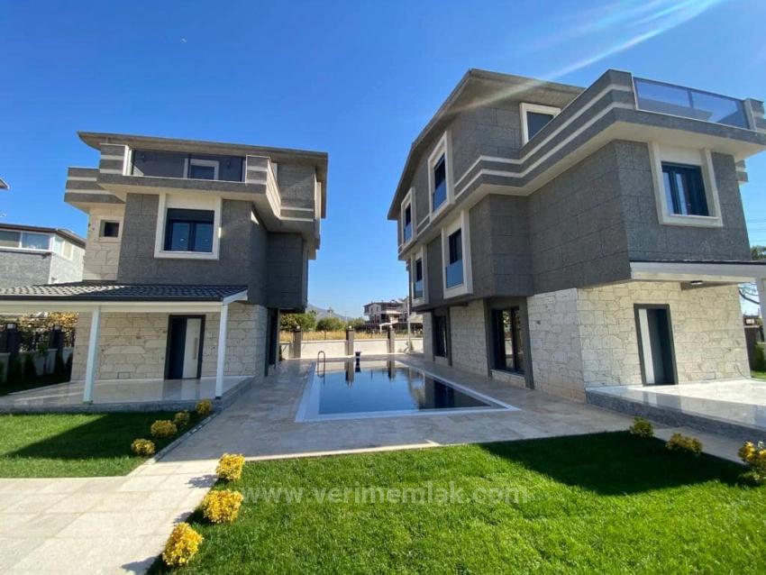 50M2 Summer Villa With Pool And Garden For Sale In Gumuldur