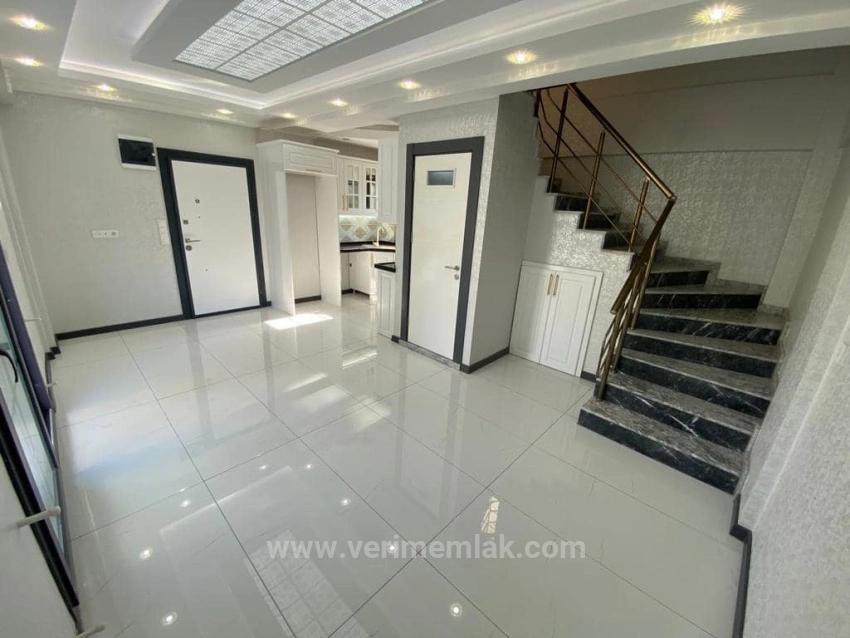 50M2 Summer Villa With Pool And Garden For Sale In Gumuldur