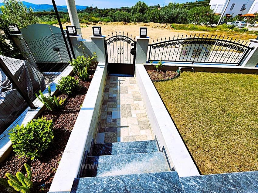 3+1 Detached Villa With Sea View In Seferihisar Ürkmez