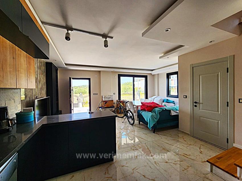 3+1 Detached Villa With Sea View In Seferihisar Ürkmez