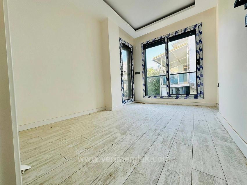 Modern 2+1 Detached House In Seferihisar Mersin Area, 350M From The Sea.