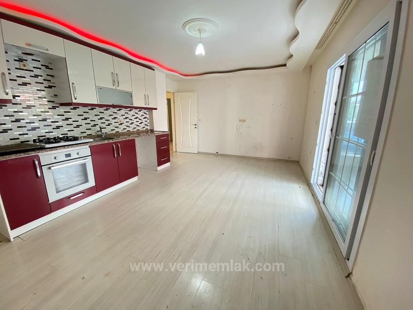 3+1 Ground Floor Apartment For Sale In Seferihisar Ürkmez, 100M From The Sea