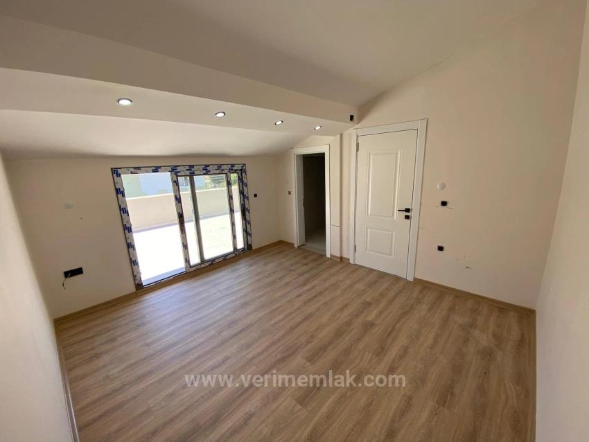 3+1 Villa With A Large Garden In Özdere, Walking Distance To The Sea