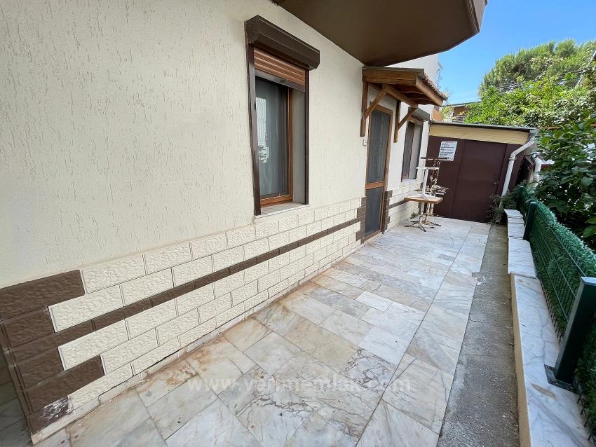 Affordable 2+1 Apartment For Sale In Seferihisar Ürkmez, 50 Meters From The Beach