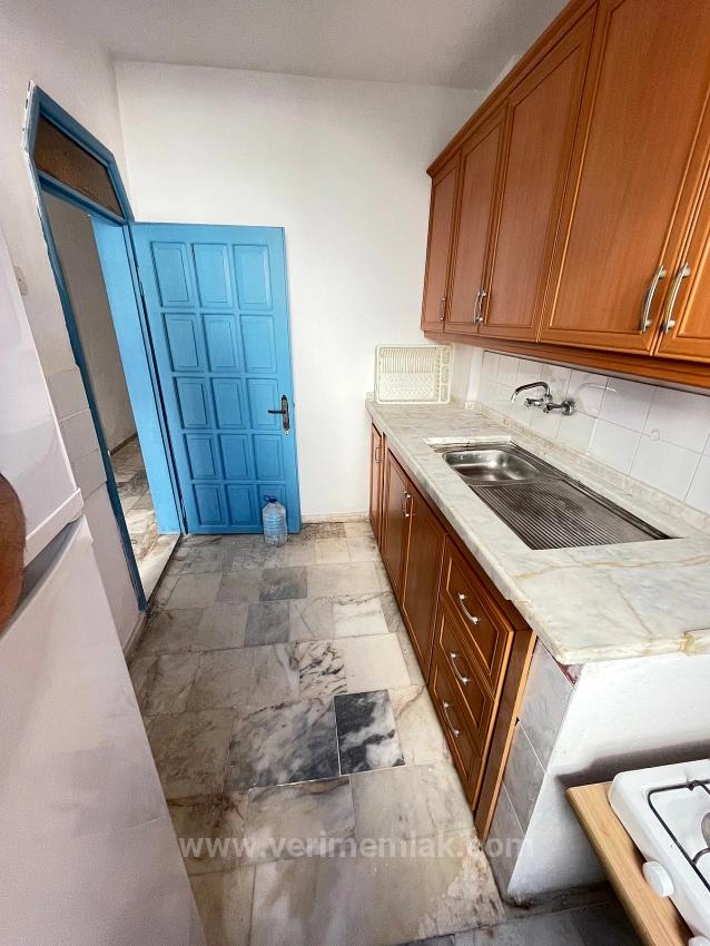 Affordable 2+1 Apartment For Sale In Seferihisar Ürkmez, 50 Meters From The Beach