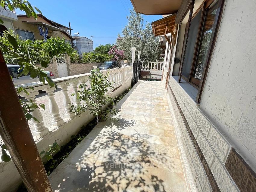 Affordable 2+1 Apartment For Sale In Seferihisar Ürkmez, 50 Meters From The Beach