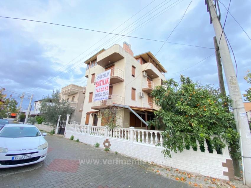 Affordable 2+1 Apartment For Sale In Seferihisar Ürkmez, 50 Meters From The Beach