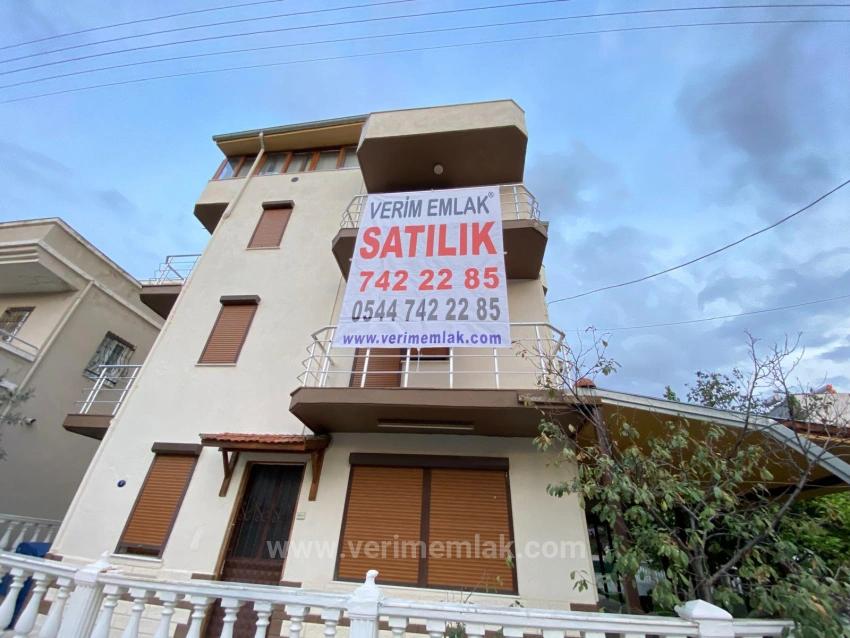 Affordable 2+1 Apartment For Sale In Seferihisar Ürkmez, 50 Meters From The Beach