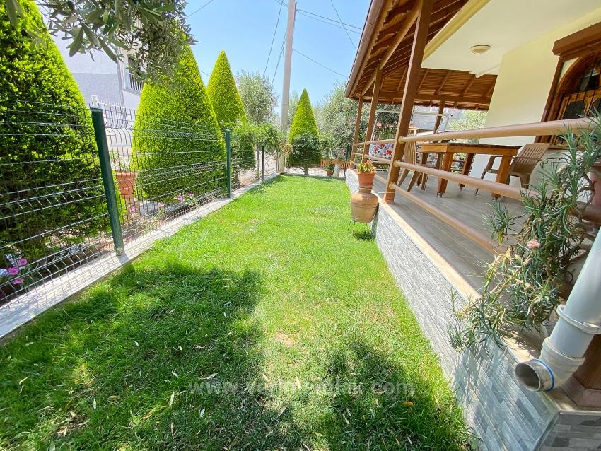 7+1 Bedroom Villa For sale in Payamlı Nbh. Seferihisar Doğanbey - 217 m²