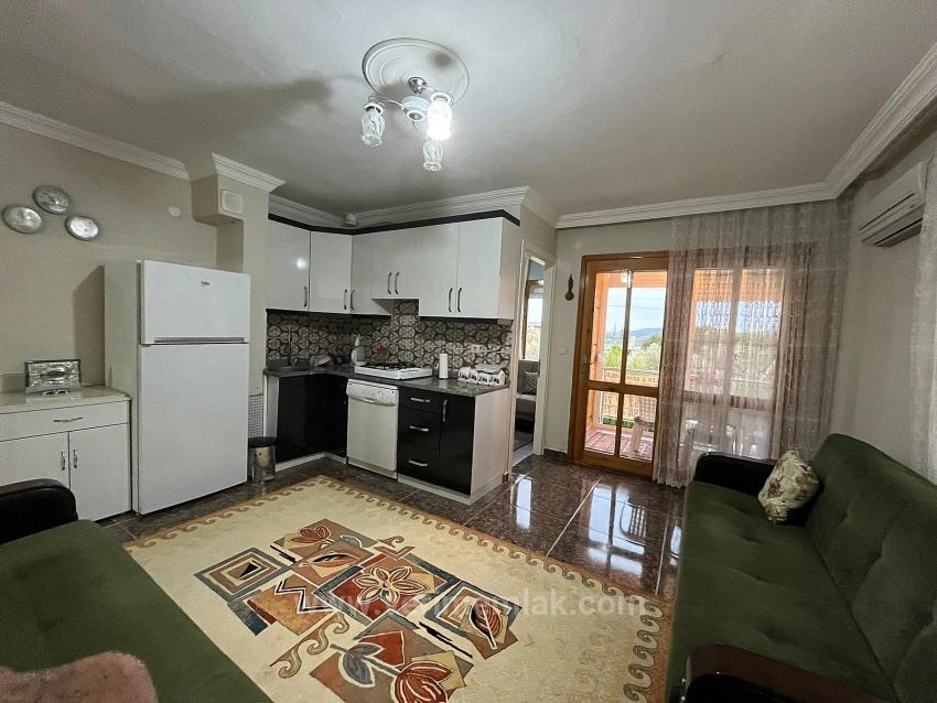 Furnished 2+1 Apartment With Garden In Seferihisar Payamlı