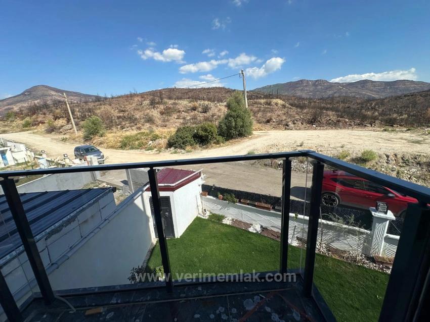 3+1 Villa For Sale With Floor Heating And Ownership In Seferihisar Payamlı Neighborhood