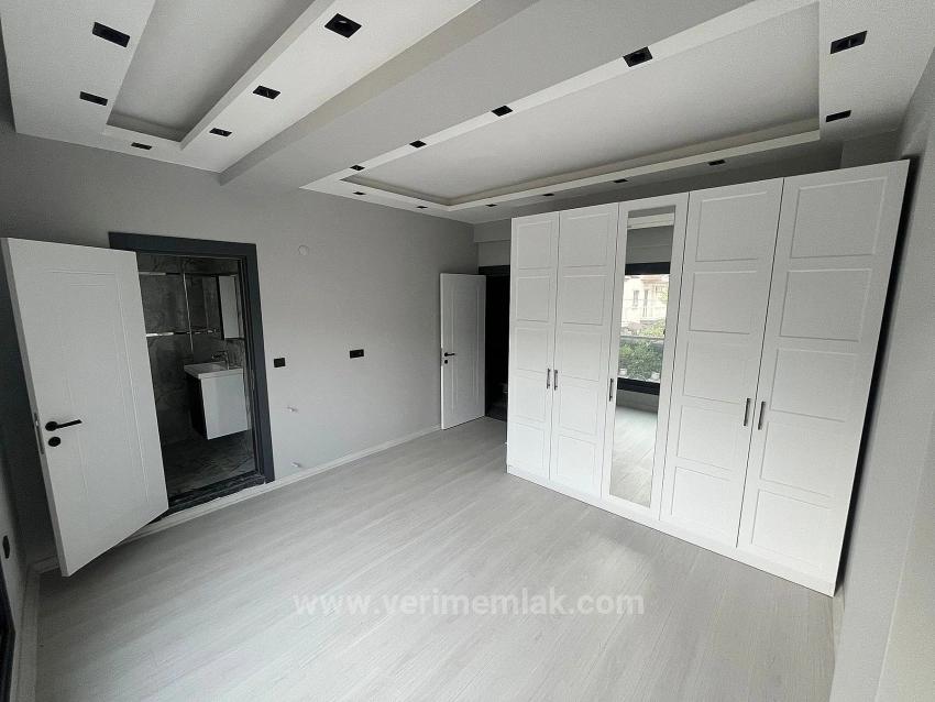 Ultra Luxury Villa With Large Garden, 30 Meters From The Sea In Özdere