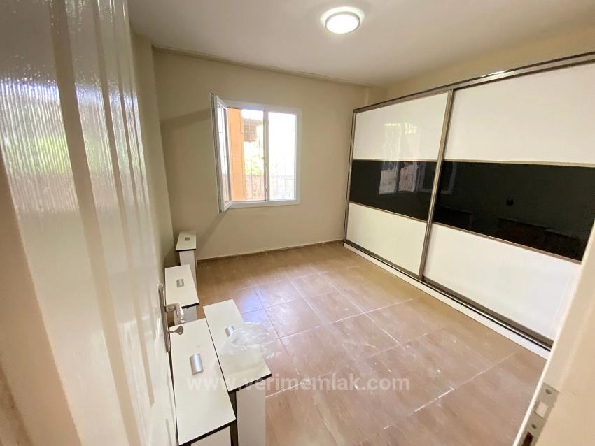 2+1 Apartment For Rent On Ground Floor In Ürkmez, Izmir, 100M From The Sea