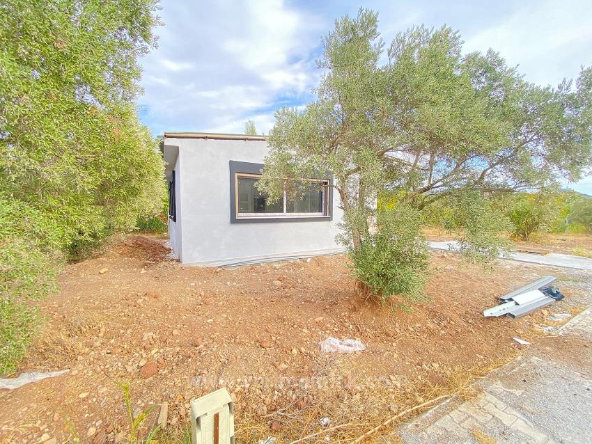 Detached 2+1 House For Sale In Kavakdere On 250M2 Land