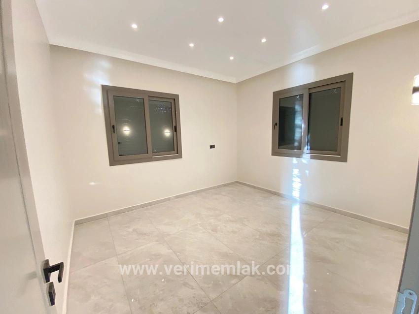 2+1 Bedroom Detached house For sale in Kavakdere Nbh. Seferihisar - 250 m²