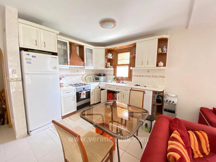 3+1 Villa For Sale On The Sea Side In A Complex With Pool In Ürkmez