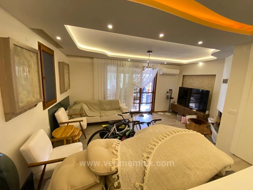 3+1 Villa For Sale In Ürkmez, İzmir, 50M From Bahçeli Beach, Free Of Charge