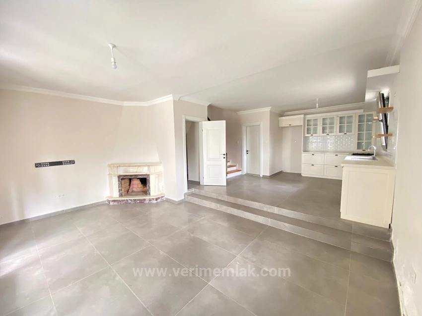 3+1 Villa For Sale In Ürkmez With Outdoor Olympic Pool And Garden, 100M From The Beach