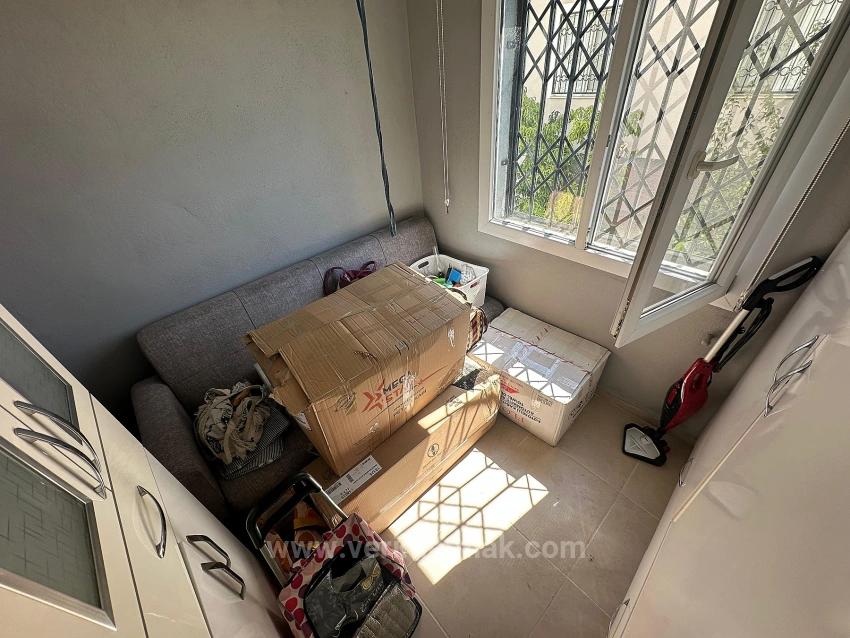 2+1 Airy Flat For Sale In Central Location In Ürkmez