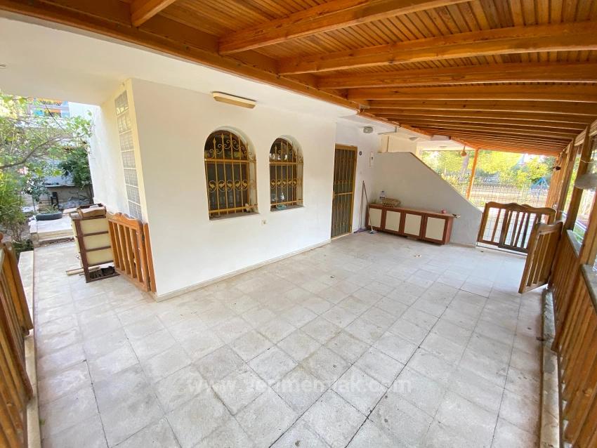 Detached 4+1 Villa For Sale With Social Facilities In Doğanbey Site