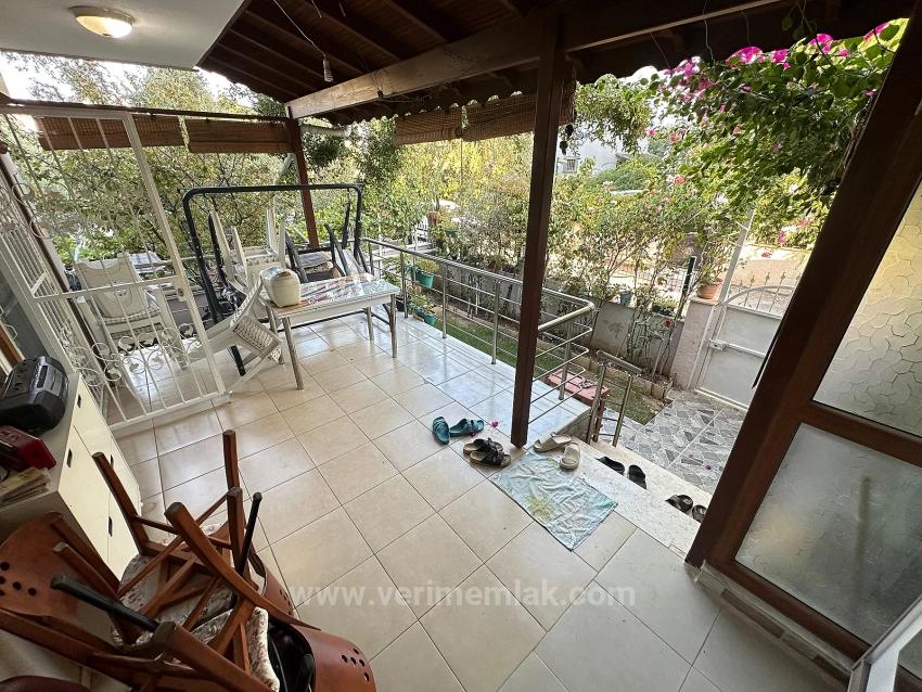 5+1 Villa For Sale In Seferihisar Doğanbey, 450 Meters From The Sea