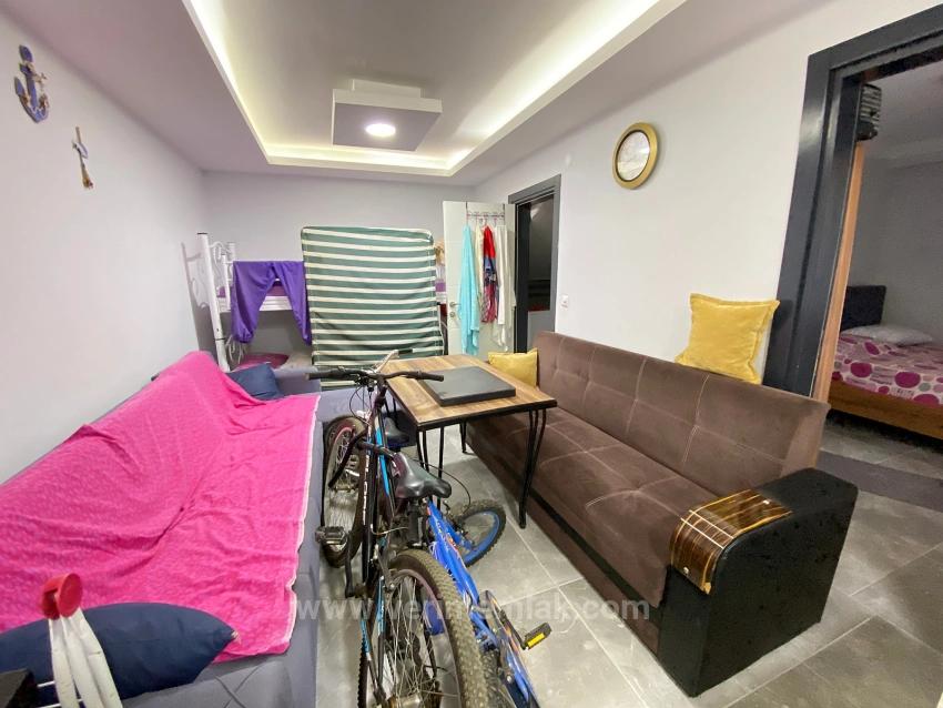 The Best Location And Seaside 1+1 Garden Apartment In Ürkmez Bengiler