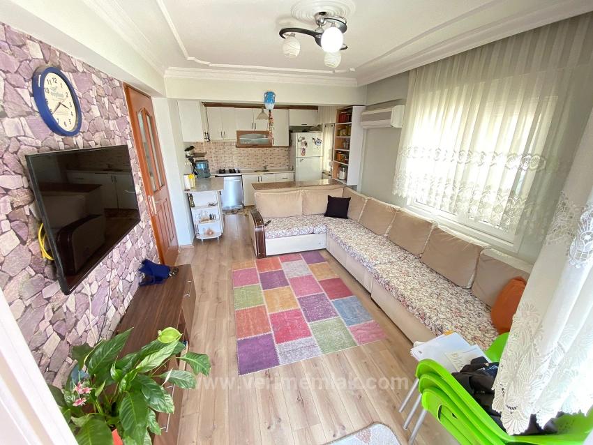2+1 Flat For Sale In The Most Popular Area Of Seferihisar Ürkmez, Suitable For Investment