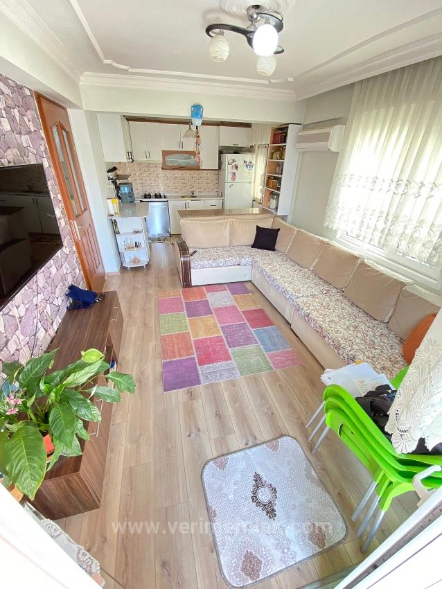 2+1 Flat For Sale In The Most Popular Area Of Seferihisar Ürkmez, Suitable For Investment