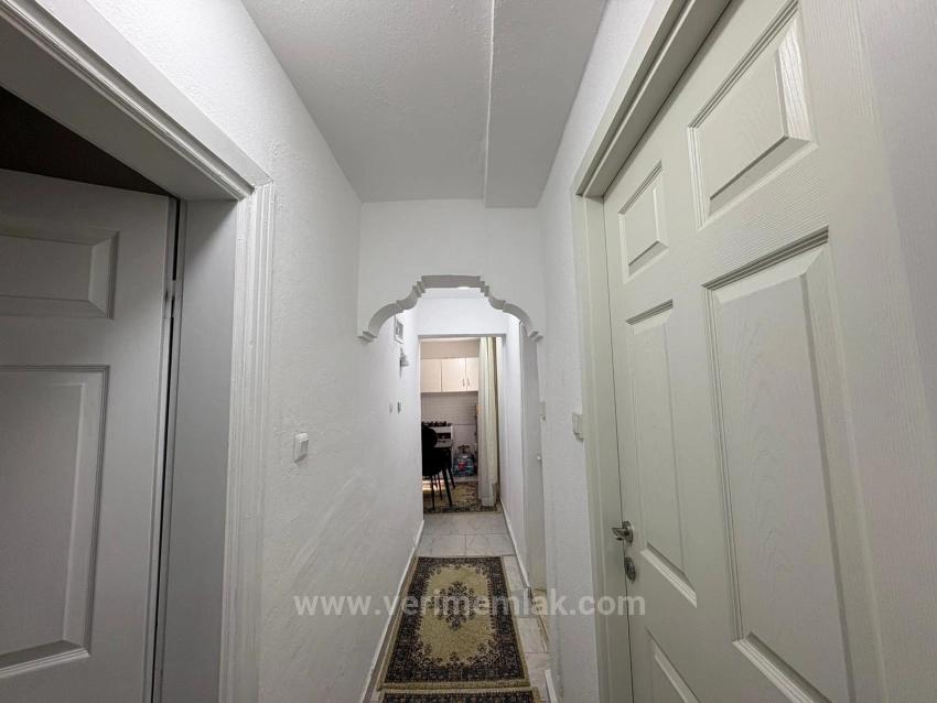 3+1 Garden Floor Apartment For Sale On The Sea Side In Ürkmez