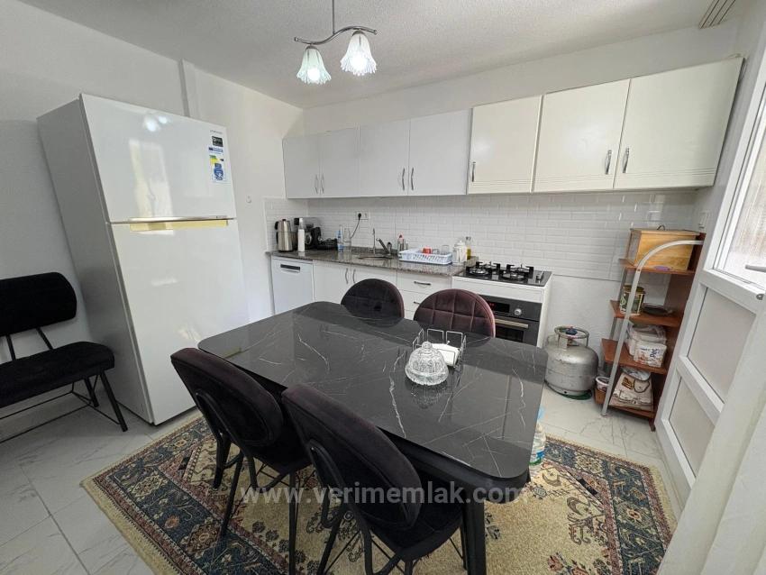 3+1 Garden Floor Apartment For Sale On The Sea Side In Ürkmez