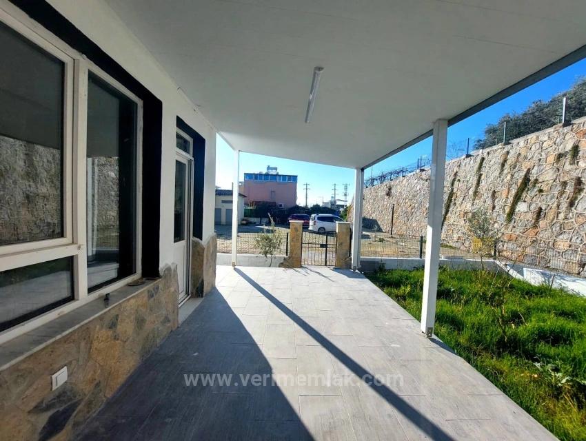 3+1 Summer House For Sale With Garden In Atatürk Neighborhood, Izmir Seferihisar, 130 M2
