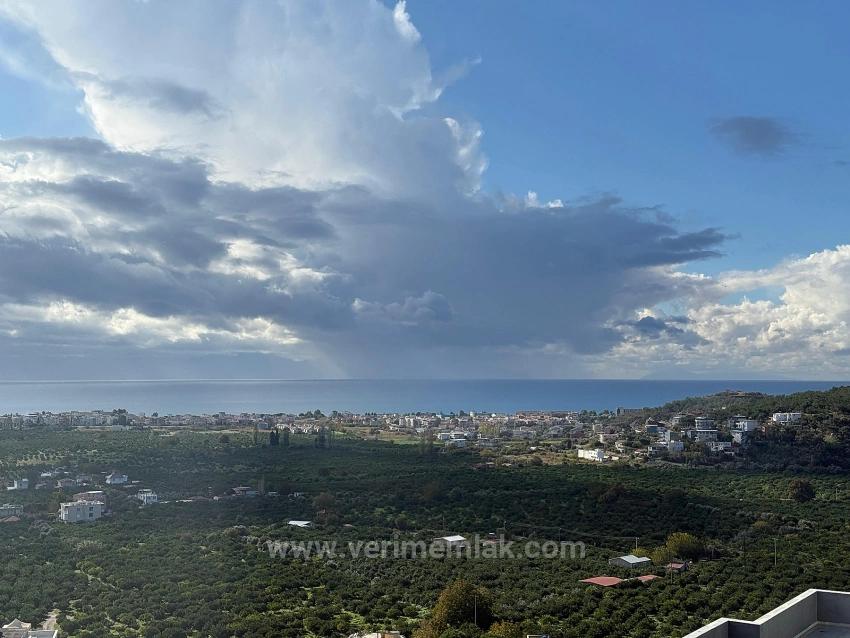 2+1 Apartment With Master Bathroom For Sale In Gumuldur