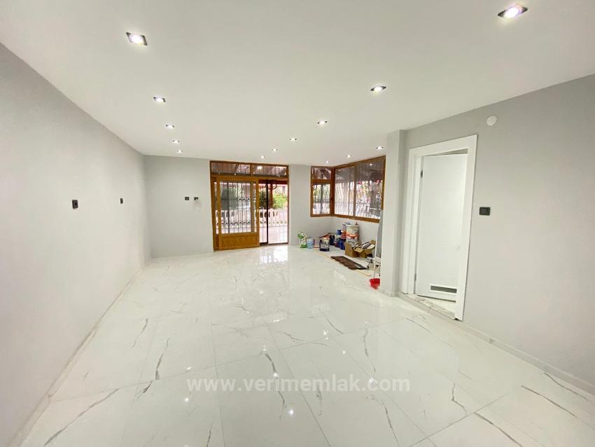 Ultra-Luxury, First-Class Quality 4+1 Villa For Sale In Seferihisar Ürkmez, 100M From The Sea.