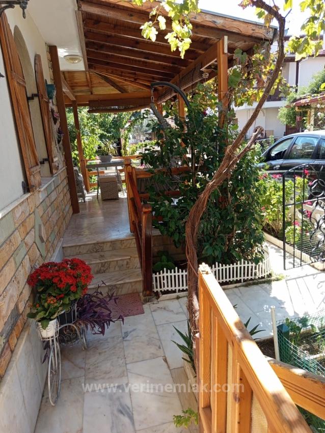 3+1 Villa For Sale In Doğanbey, Within A Seaside Complex With Swimming Pool