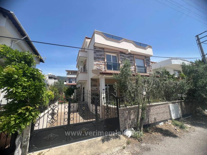 3+1 Villa For Sale In Özdere With Parking And Sea View