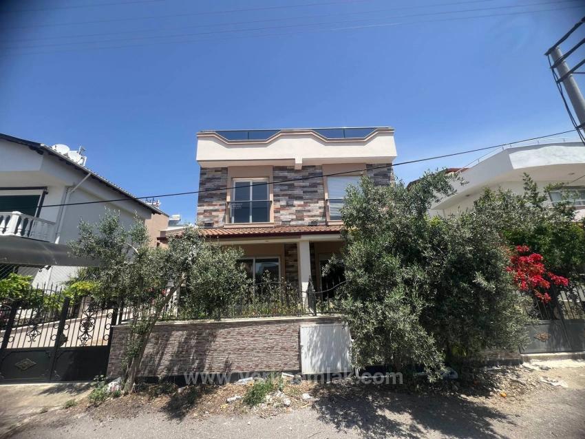 3+1 Villa For Sale In Özdere With Parking And Sea View