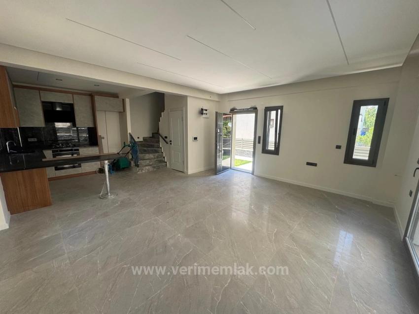 Ultra Luxury 3+1 Villa For Sale In Özdere, 100 M² From The Sea