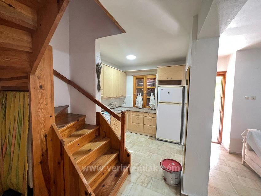 3+1 Villa For Sale In A Gated Community On The Seaside In Ürkmz