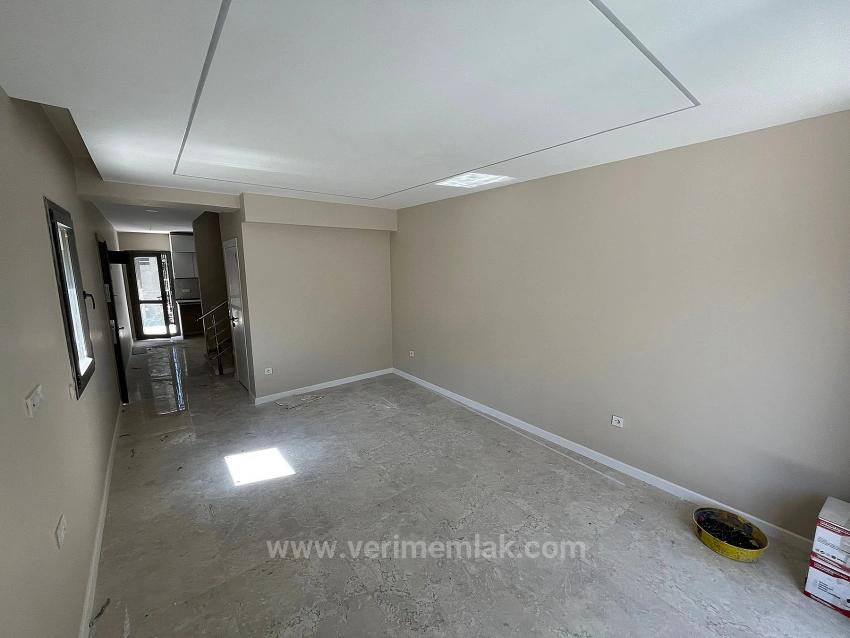 Özdere Çukuralaltı Central Location 3+1 Summer House For Sale With Parking