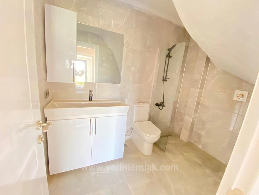 Fully Detached 3+2 Villa Neighboring The Sea, Designed With Modern Architecture In Seferihisar Akarca