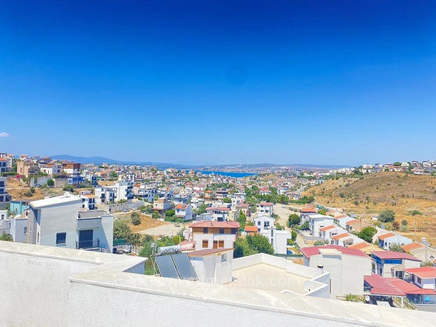 Fully Detached 3+2 Villa Neighboring The Sea, Designed With Modern Architecture In Seferihisar Akarca