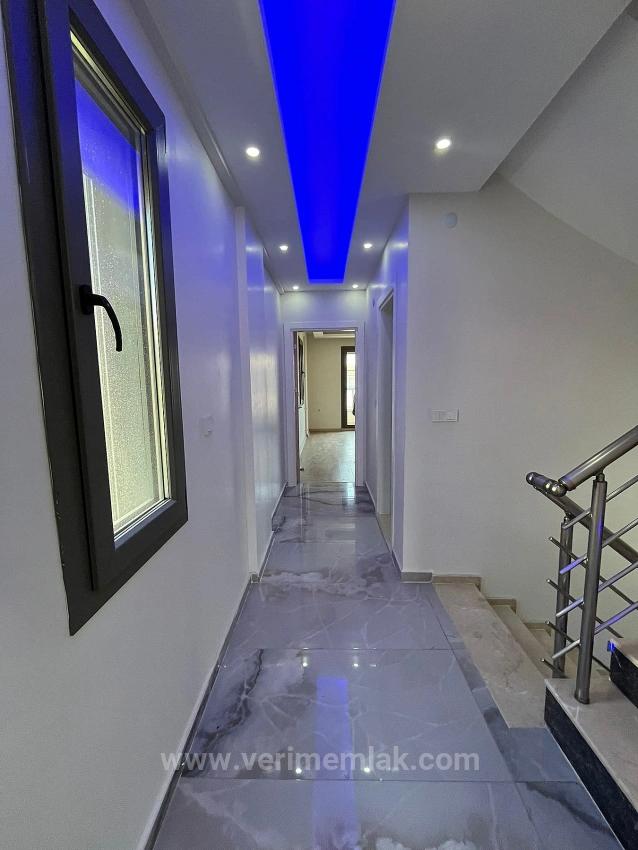 4+1 Villa For Sale In Özdere, 400M From The Sea, With Closed Kitchen