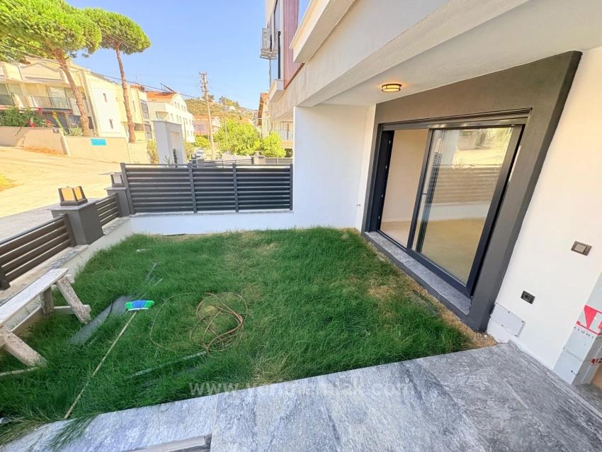 Luxury 3+1 Villa With Large Garden For Sale In Özdere Ortamahalle