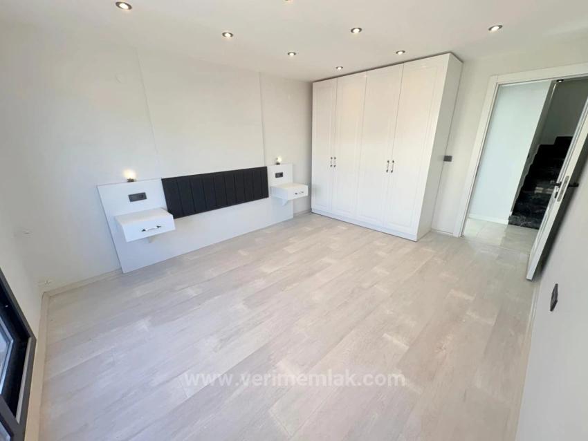 Luxury 3+1 Villa With Large Garden For Sale In Özdere Ortamahalle