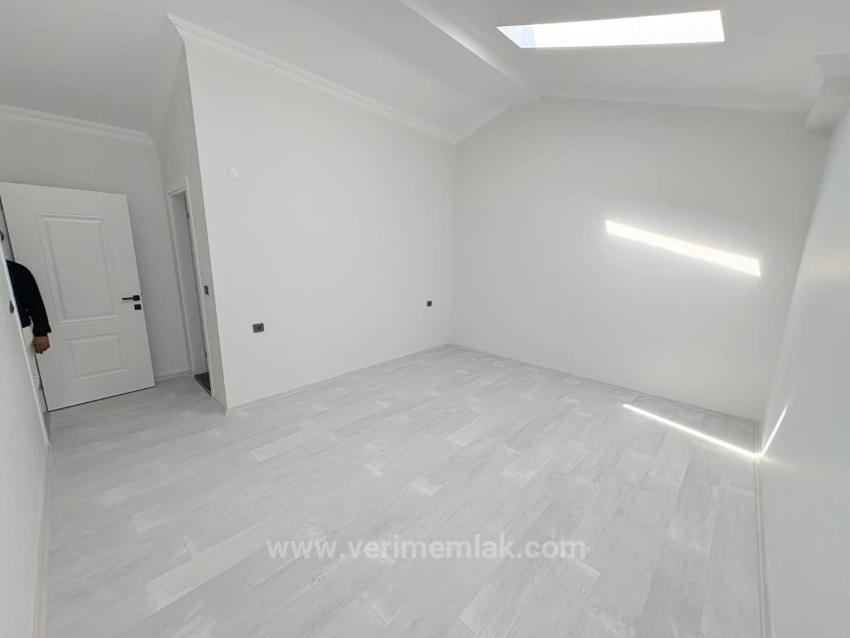 Luxury 3+1 Villa With Large Garden For Sale In Özdere Ortamahalle