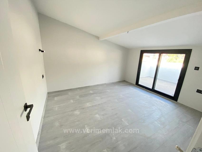 Luxury 3+1 Villa With Large Garden For Sale In Özdere Ortamahalle