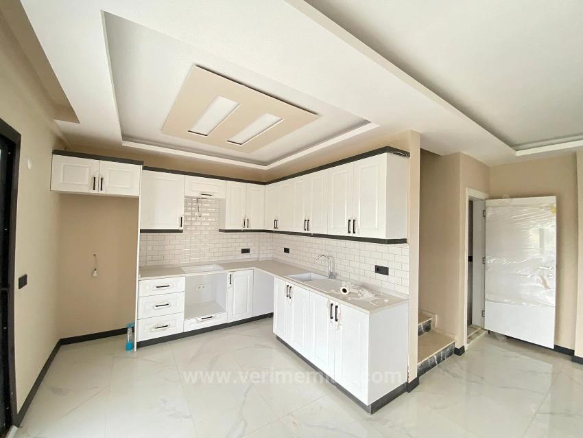 Modern Designed Corner 3+1 Villa Close To The Sea In Seferihisar Cumhuriyet!